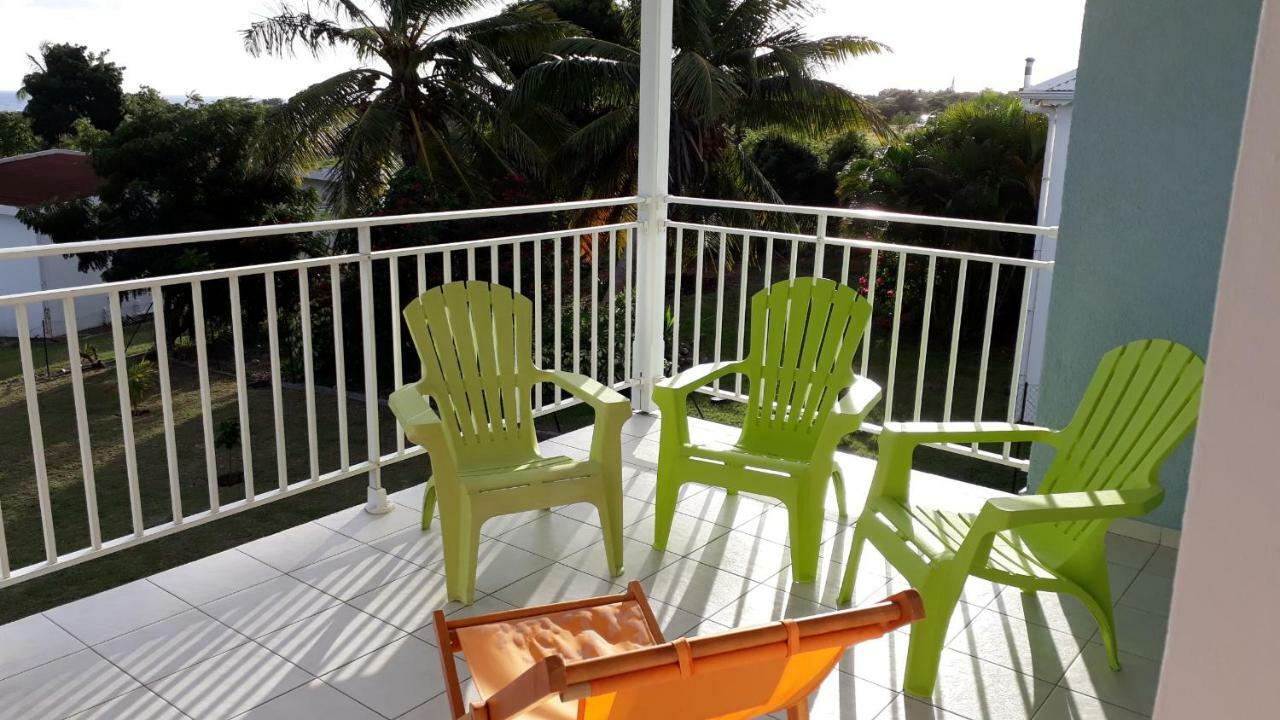 La Larimar Villa *