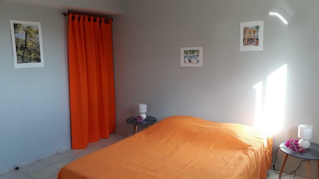 La Larimar Villa *